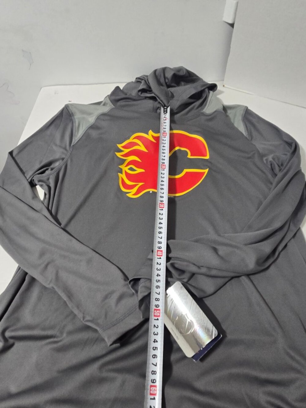 Calgary Flames Fanatics Performance Hoodie | NWT | Men's XL | NHL Licensed | - Picture 6 of 15